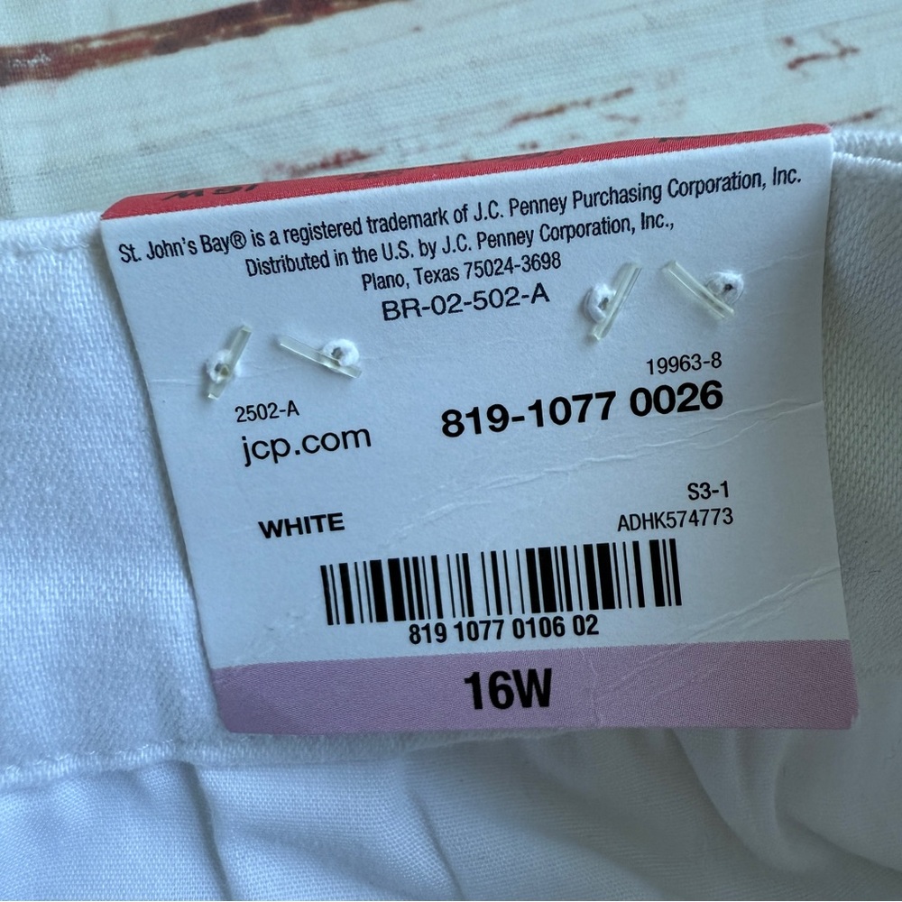 St. John’s Bay Women’s Capri Pants – Size 16W (NWT)‎ - Picture 7 of 10